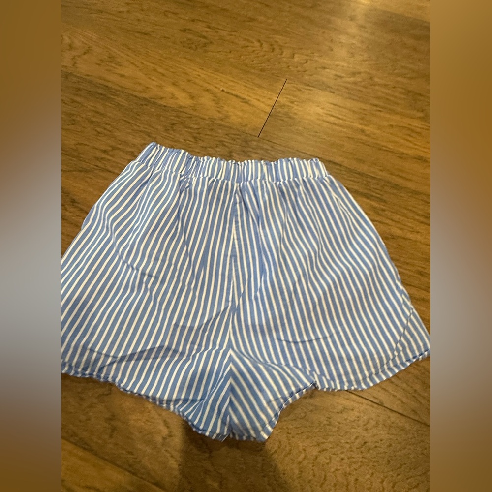 Shop Talulah Nantucket Striped Cotton Set - Picture 9 of 12